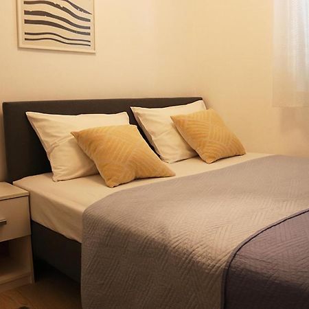 Apartment Doris Šibenik Buitenkant foto